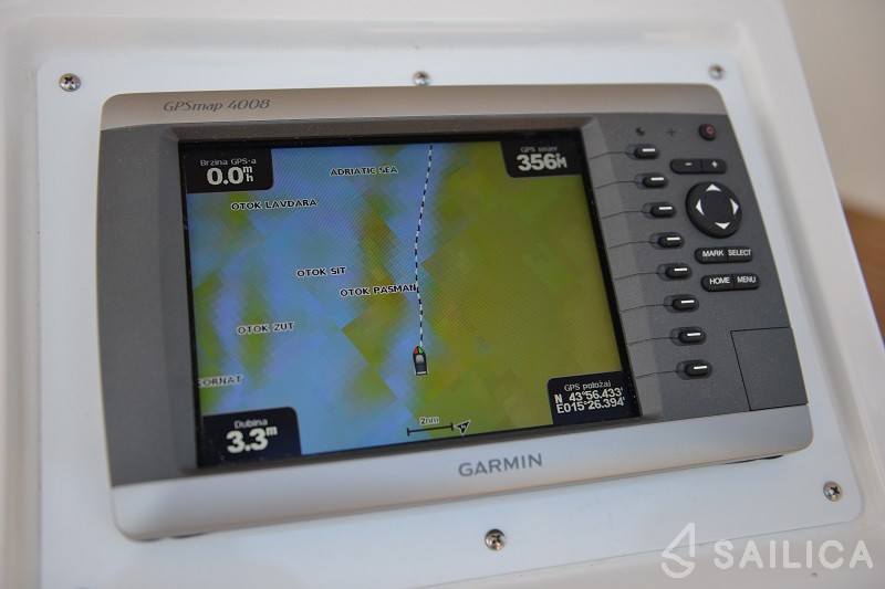 Bavaria Cruiser 37 - Yacht Charter Sailica