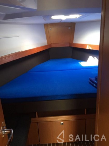 Bavaria 41 Cruiser - Yacht Charter Sailica