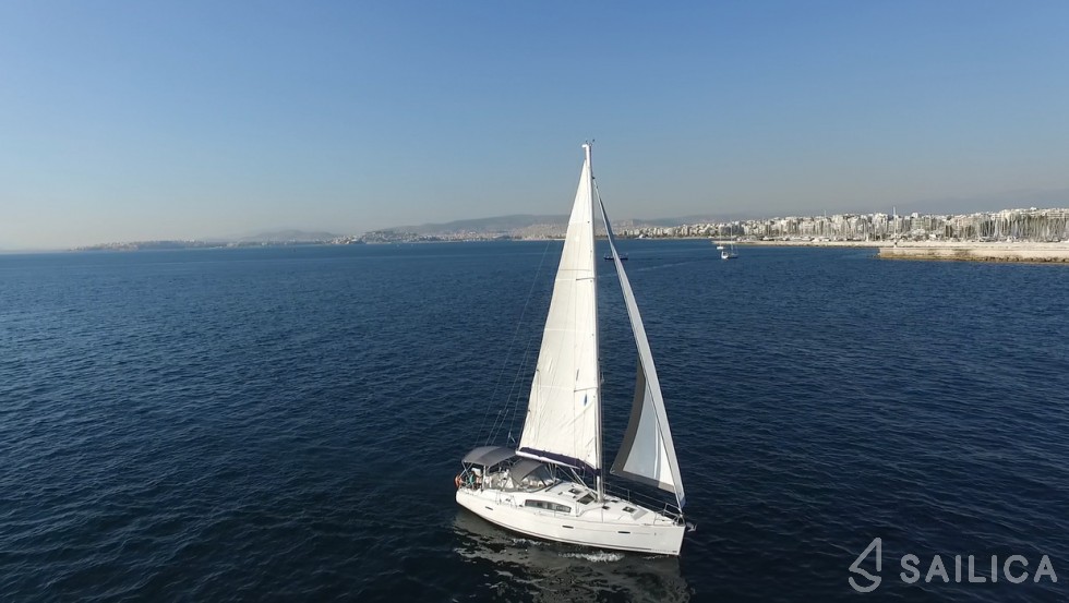 Oceanis 40 - Yacht Charter Sailica