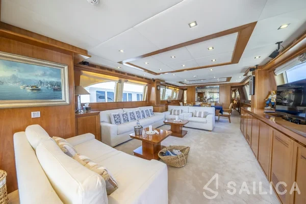 Falcon 115 - Yacht Charter Sailica
