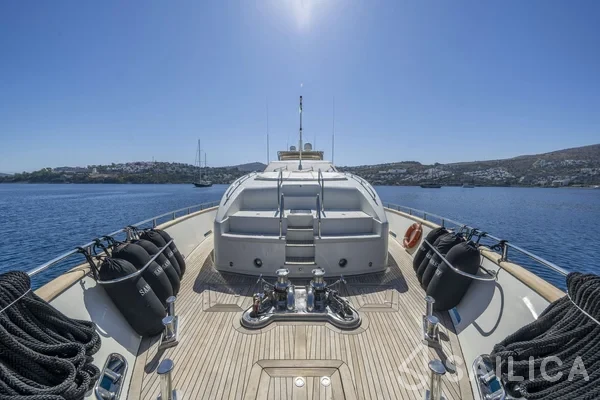 Falcon 115 - Yacht Charter Sailica