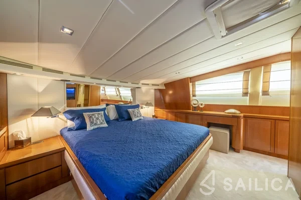 Falcon 115 - Yacht Charter Sailica