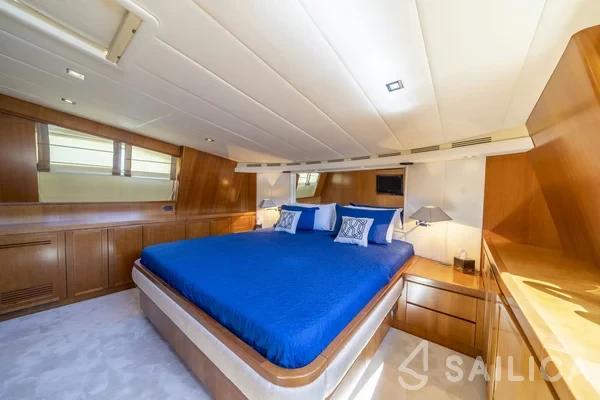 Falcon 115 - Yacht Charter Sailica