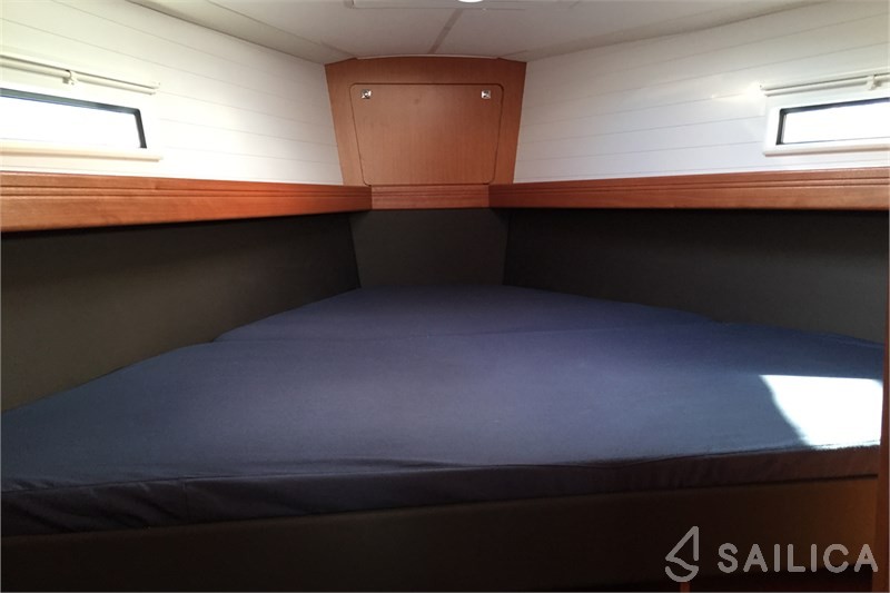 Bavaria Cruiser 41 - Yacht Charter Sailica