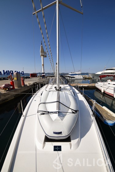 Bavaria C42 - Yacht Charter Sailica