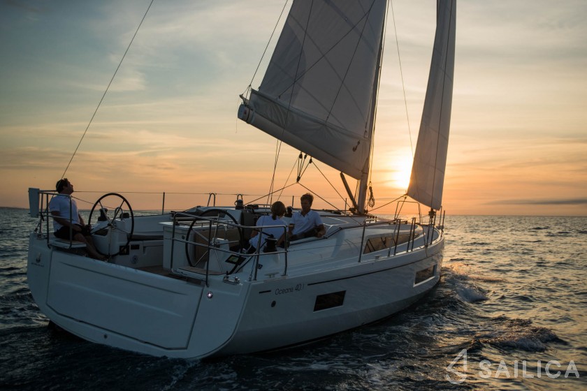 Oceanis 40.1 - Yacht Charter Sailica