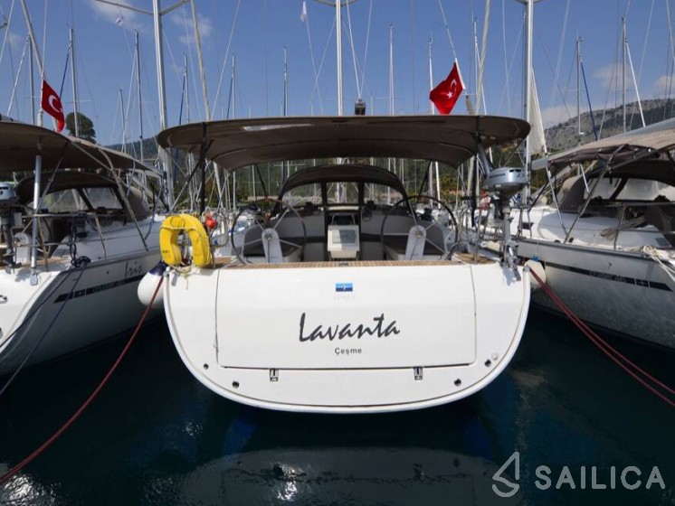 Bavaria 46 Cruiser - Yacht Charter Sailica