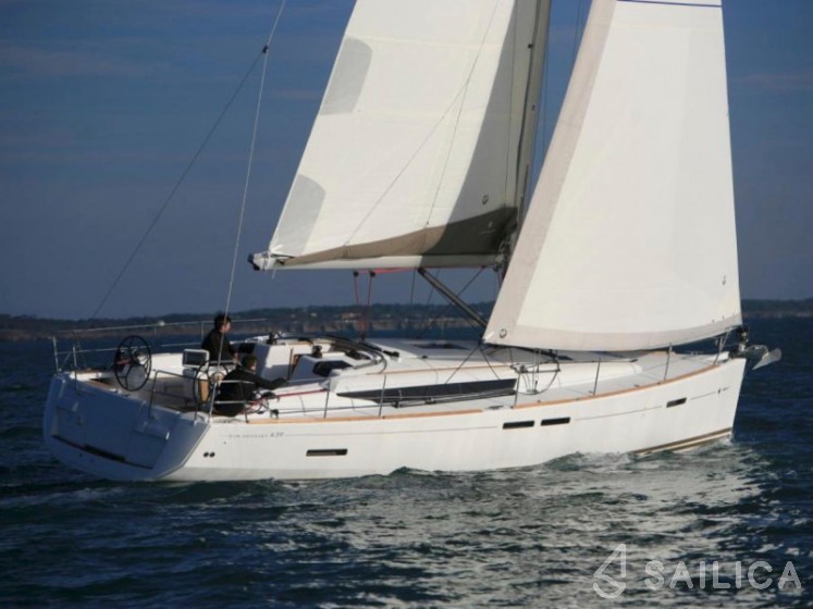 Sun Odyssey 439 - Yacht Charter Sailica