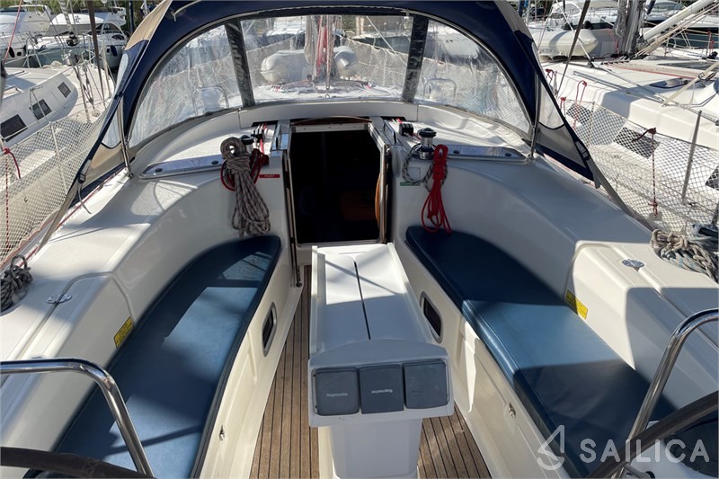 Bavaria 40 Cruiser - Yacht Charter Sailica