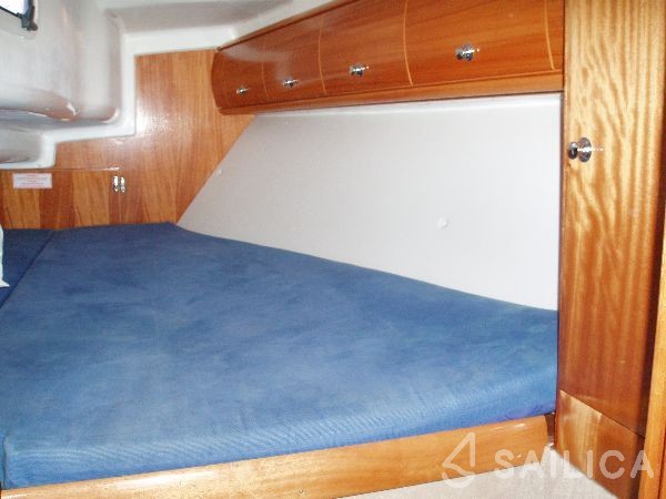 Bavaria 32 Cruiser - Yacht Charter Sailica