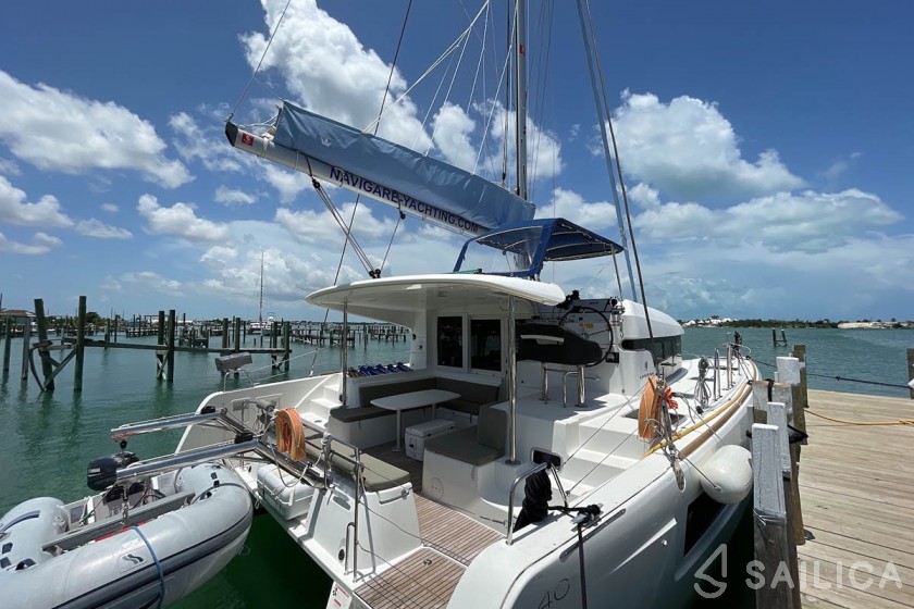 Lagoon 40 - Yacht Charter Sailica