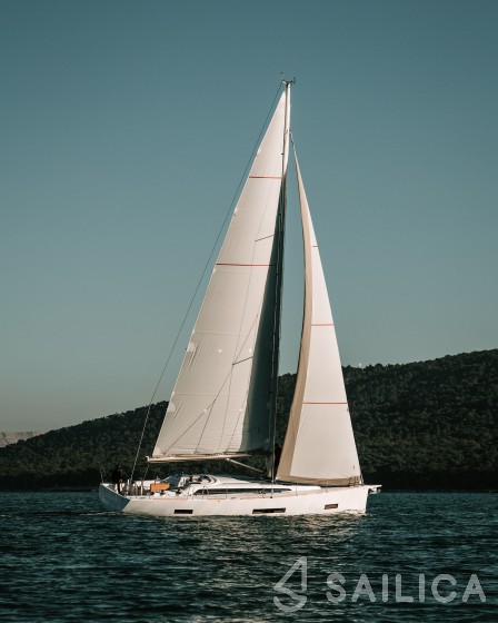 Salona 46 - Yacht Charter Sailica