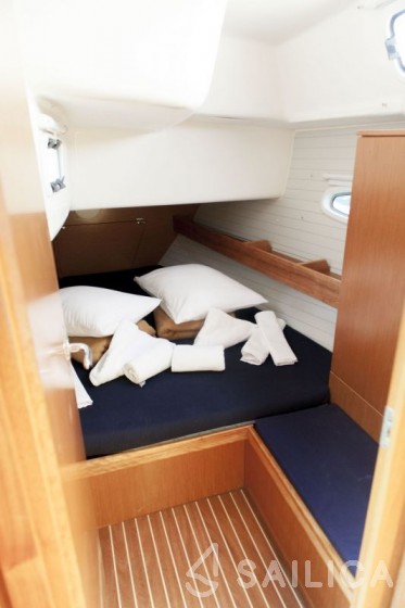 Bavaria 43 Cruiser - Yacht Charter Sailica
