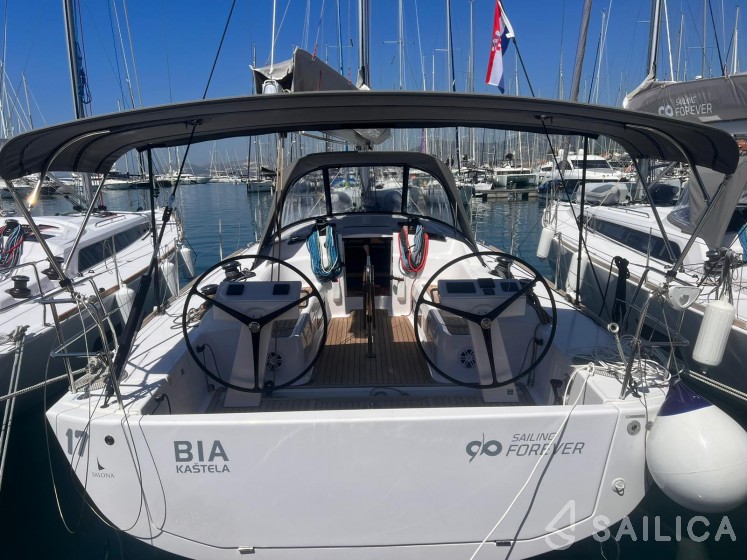 Salona 46 - Yacht Charter Sailica