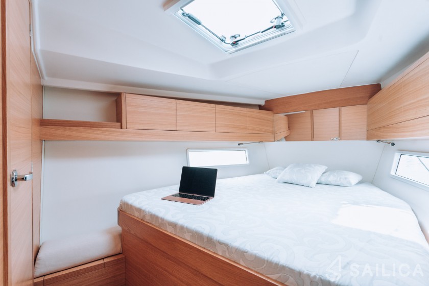 Salona 46 - Yacht Charter Sailica