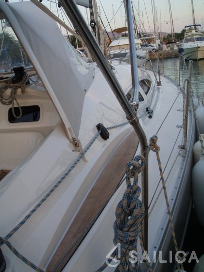 Elan 384 Impression - Yacht Charter Sailica