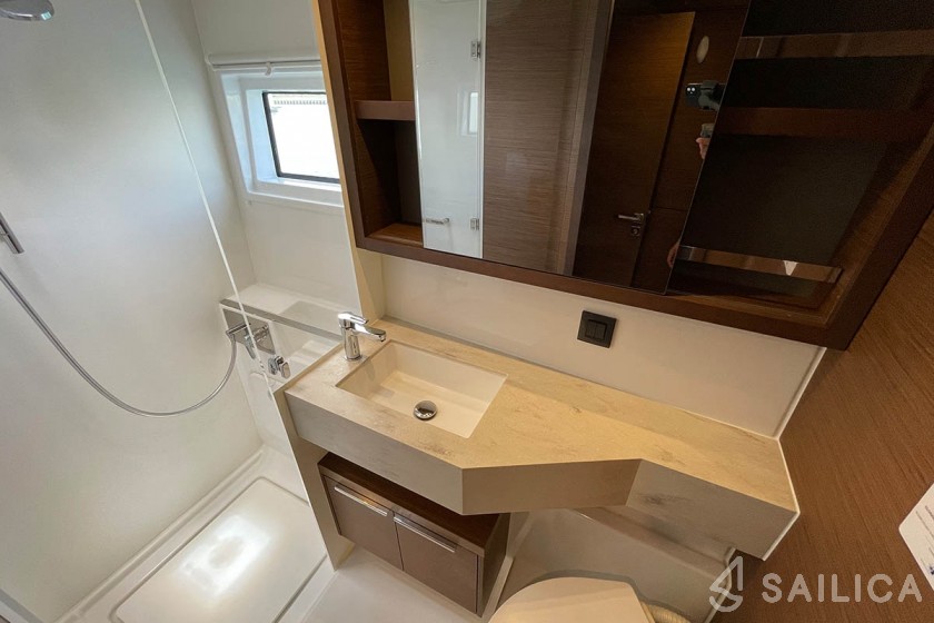 Lagoon 46  - Yacht Charter Sailica