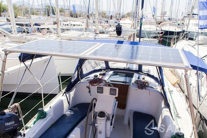 Oceanis 343 - Yacht Charter Sailica