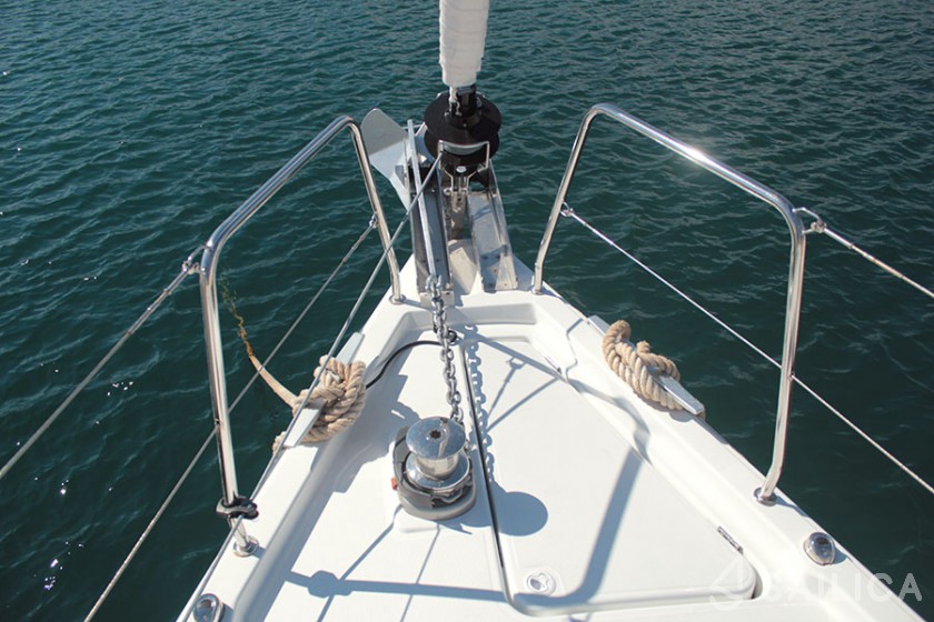 Oceanis 41.1 - Yacht Charter Sailica