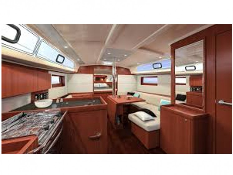 Oceanis 41.1 - Yacht Charter Sailica