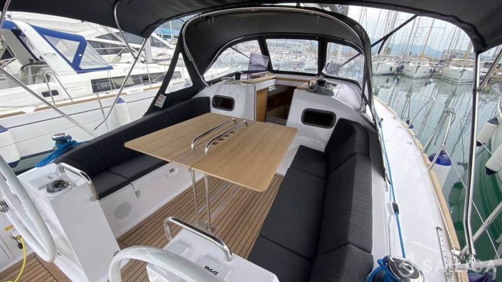 Elan Impression 40.1 - Yacht Charter Sailica