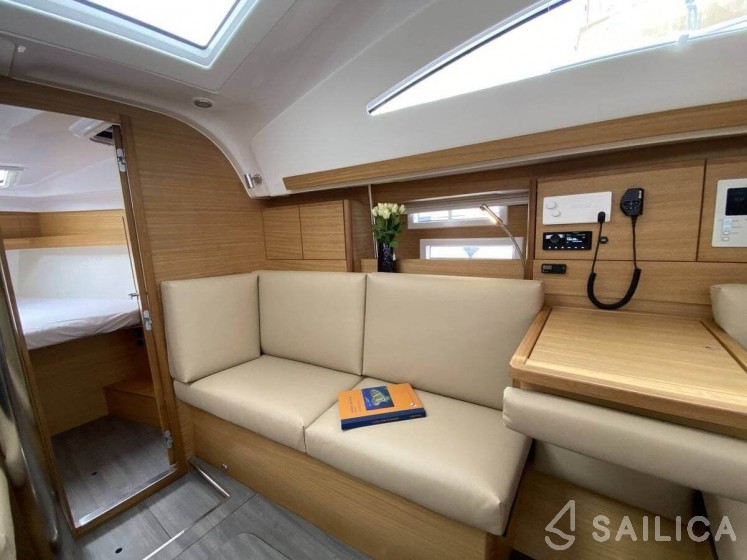 Elan Impression 40.1 - Yacht Charter Sailica