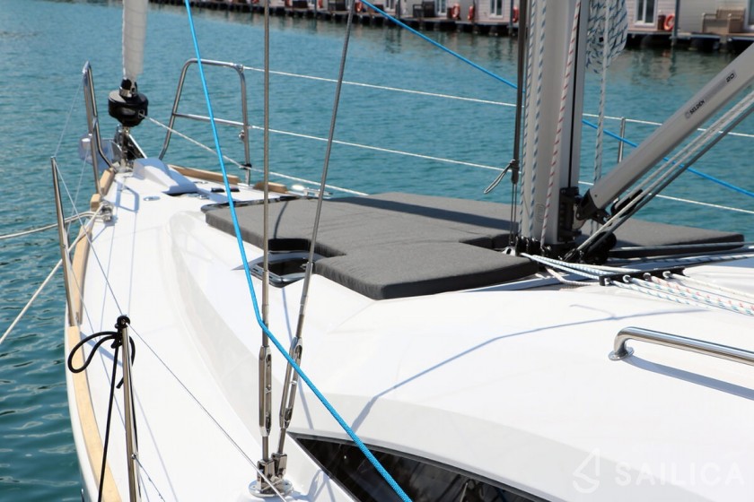 Elan Impression 40.1 - Yacht Charter Sailica