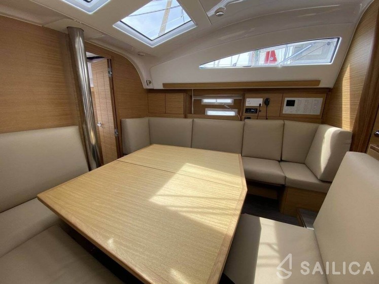 Elan Impression 40.1 - Yacht Charter Sailica