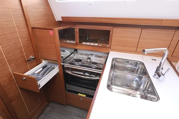 Elan Impression 40.1 - Yacht Charter Sailica