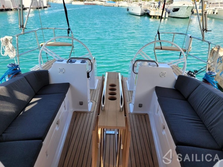 Elan Impression 40.1 - Yacht Charter Sailica