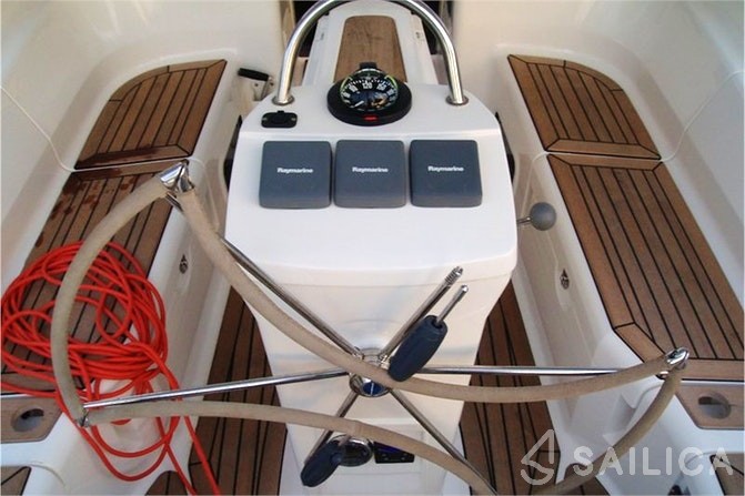 Elan 384 Impression - Yacht Charter Sailica