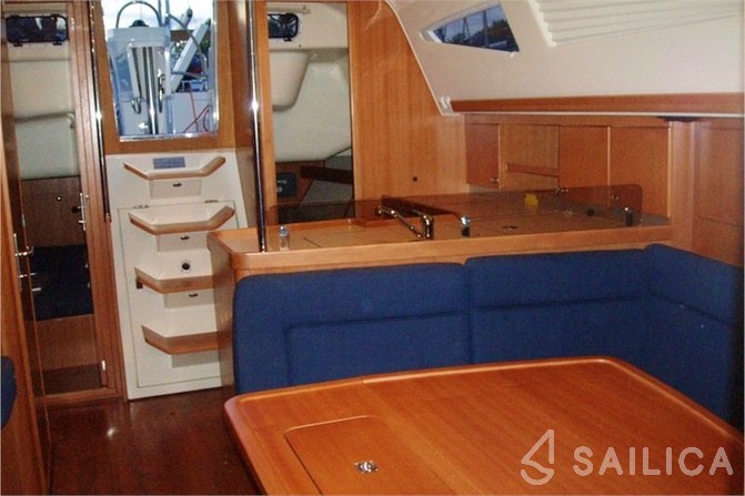 Elan 384 Impression - Yacht Charter Sailica