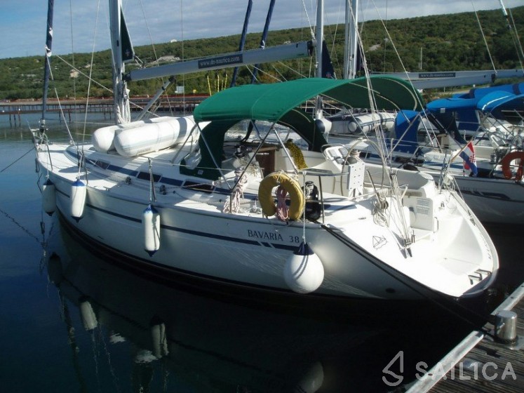 Bavaria 38 - Yacht Charter Sailica