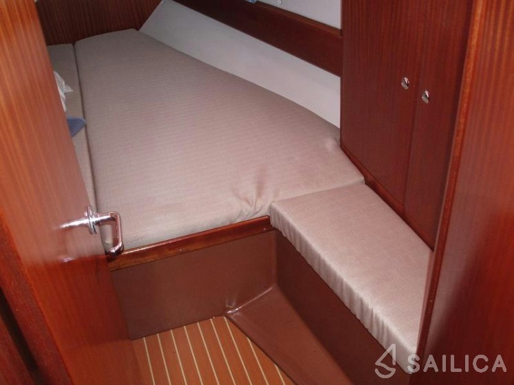 Bavaria 38 - Yacht Charter Sailica