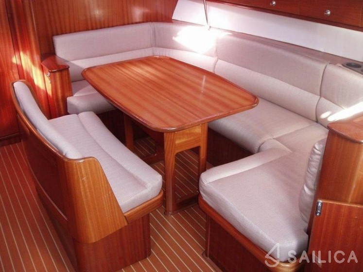 Bavaria 38 - Yacht Charter Sailica