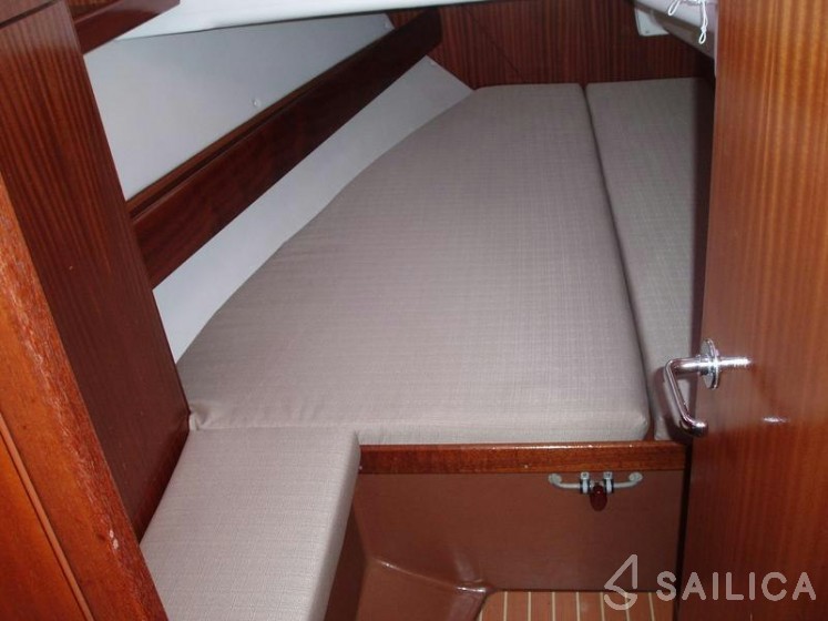 Bavaria 38 - Yacht Charter Sailica