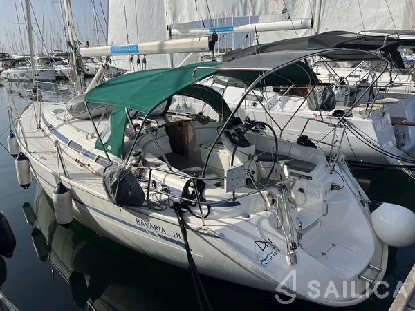 Bavaria 38 - Yacht Charter Sailica