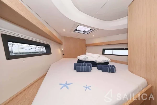 Bavaria C42 - Yacht Charter Sailica
