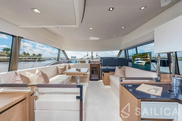 Prestige 46 Fly - Yacht Charter Sailica