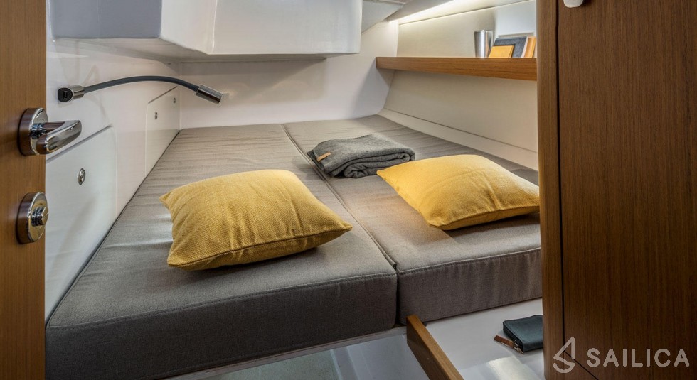 First 36 - Yacht Charter Sailica