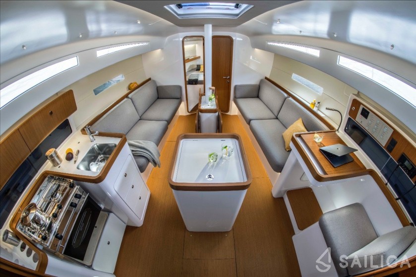 First 36 - Yacht Charter Sailica