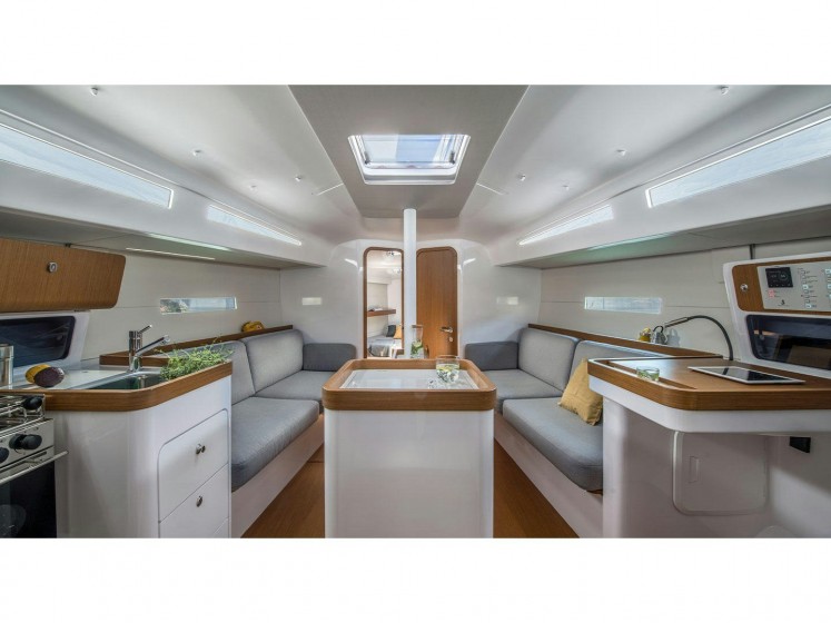 First 36 - Yacht Charter Sailica