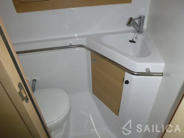 Elan Impression 45.1 - Yacht Charter Sailica