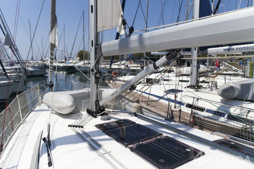 Bavaria Cruiser 37 - Yacht Charter Sailica
