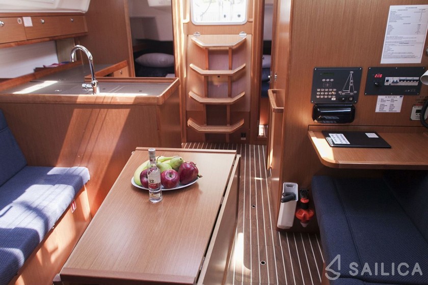 Bavaria Cruiser 37 - Yacht Charter Sailica