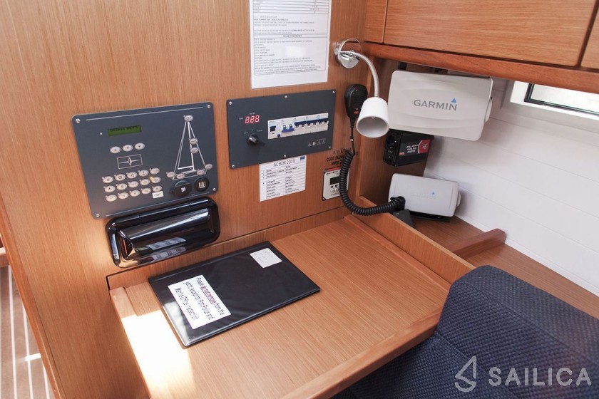 Bavaria Cruiser 37 - Yacht Charter Sailica
