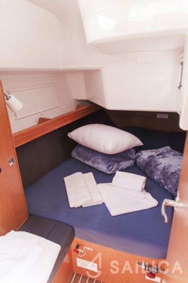Bavaria Cruiser 37 - Yacht Charter Sailica