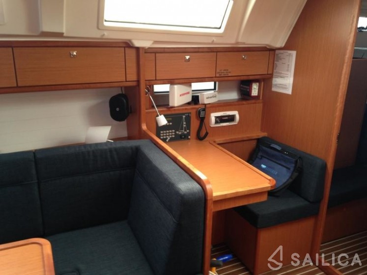 Bavaria Cruiser 41 - Yacht Charter Sailica