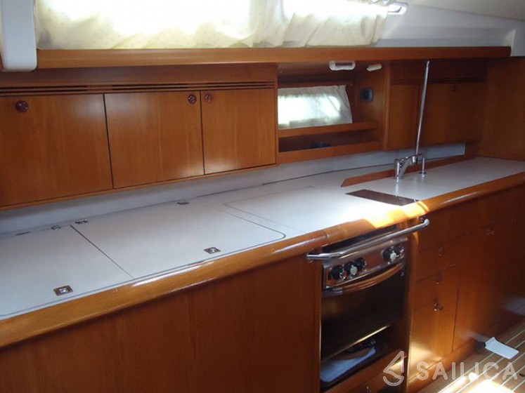 Sun Odyssey 45 - Yacht Charter Sailica