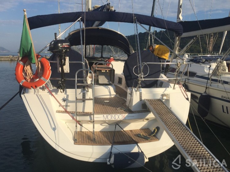 Sun Odyssey 45 - Yacht Charter Sailica